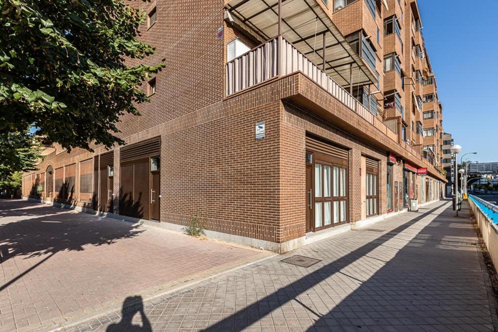 Exyca Embajadores Madrid Luaran gambar